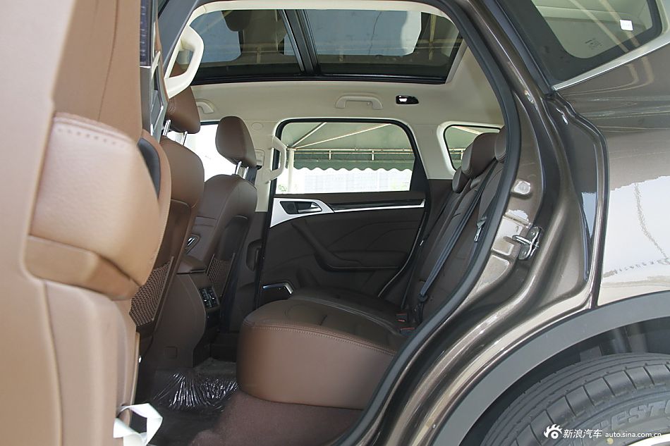 2016款哈弗H7 2.0T自动两驱豪华型