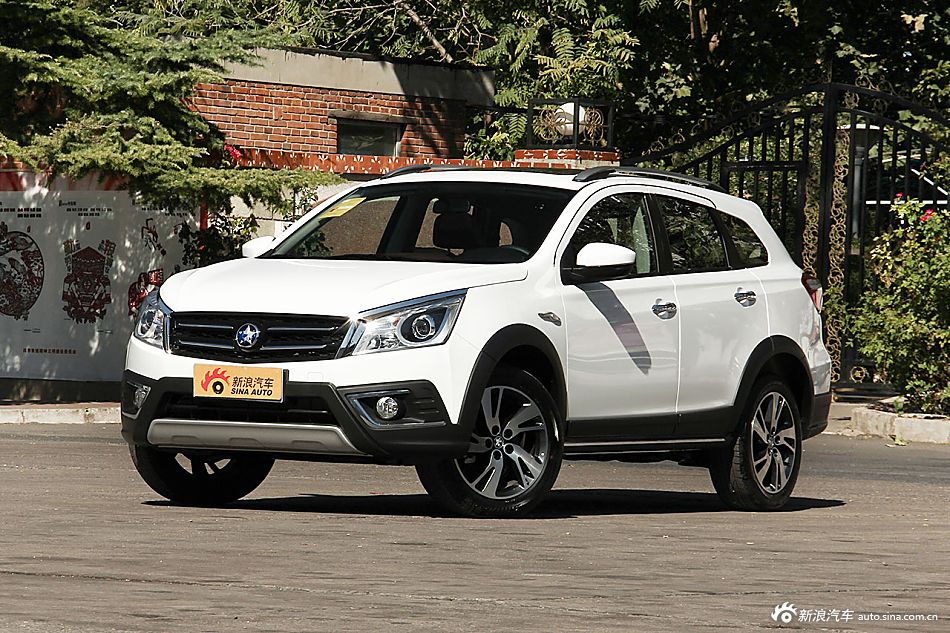 2015款启辰T70X 2.0L CVT睿趣运动版