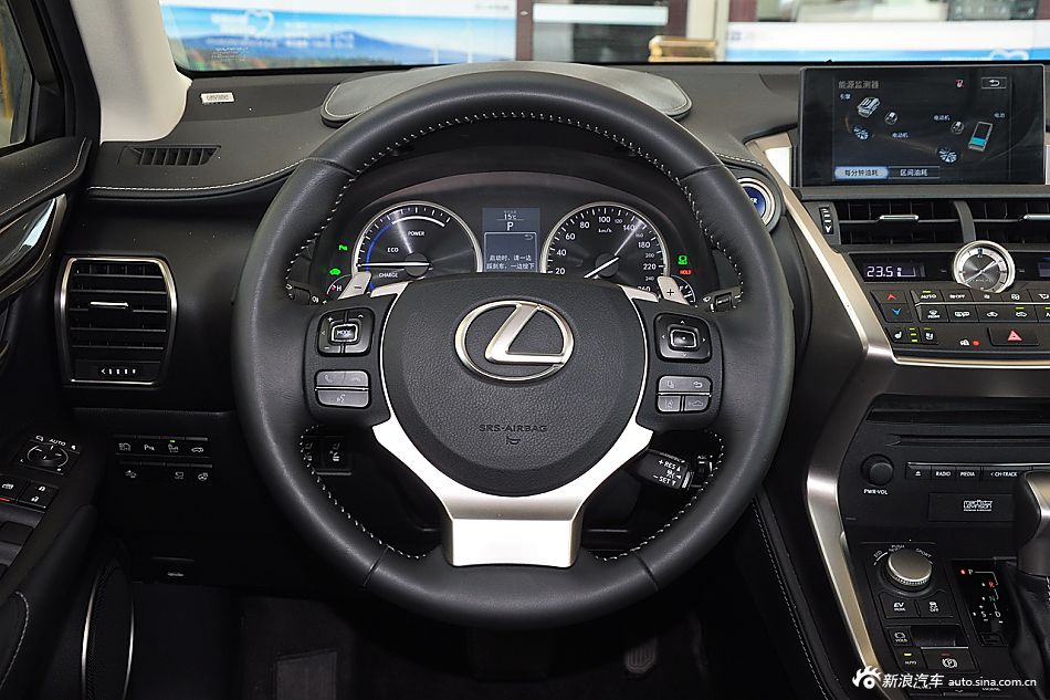 2016款雷克萨斯NX 300h全驱锋芒版