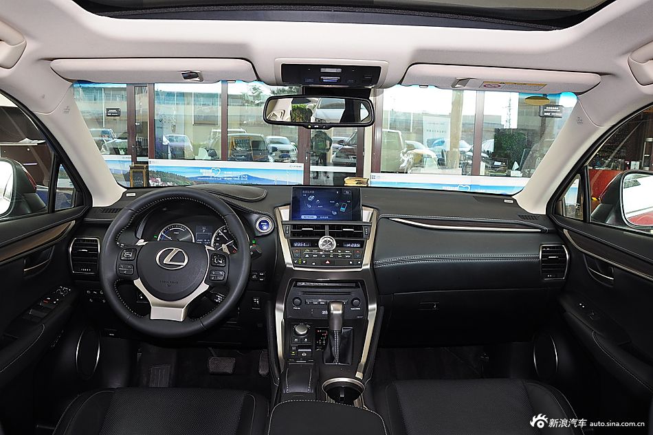2016款雷克萨斯NX 300h全驱锋芒版