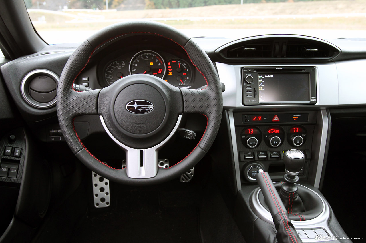 13975623_src.jpg