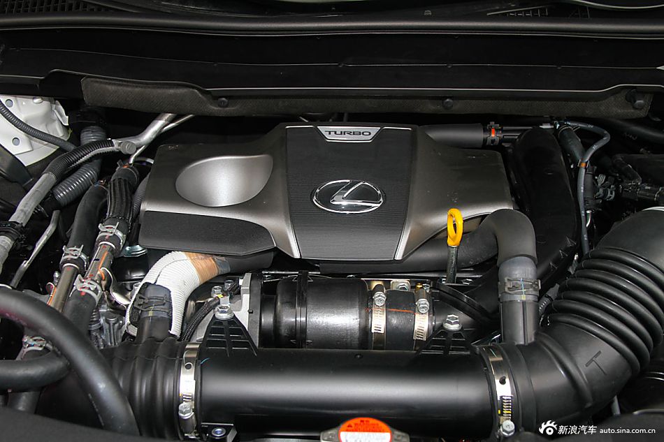 2016款雷克萨斯RX 2.0T自动200t两驱精英版