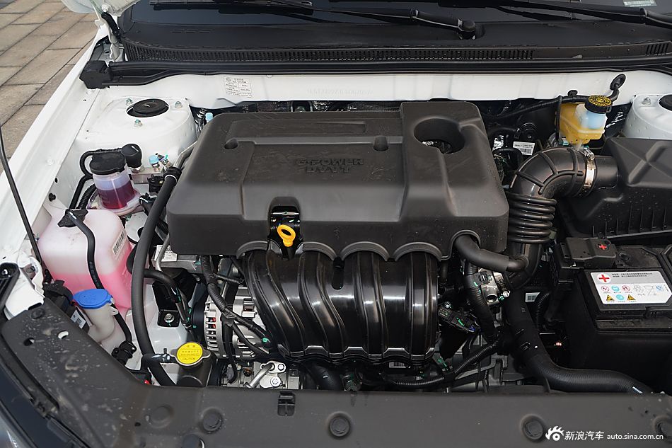 2016款吉利帝豪1.5L自动RS两厢向上版