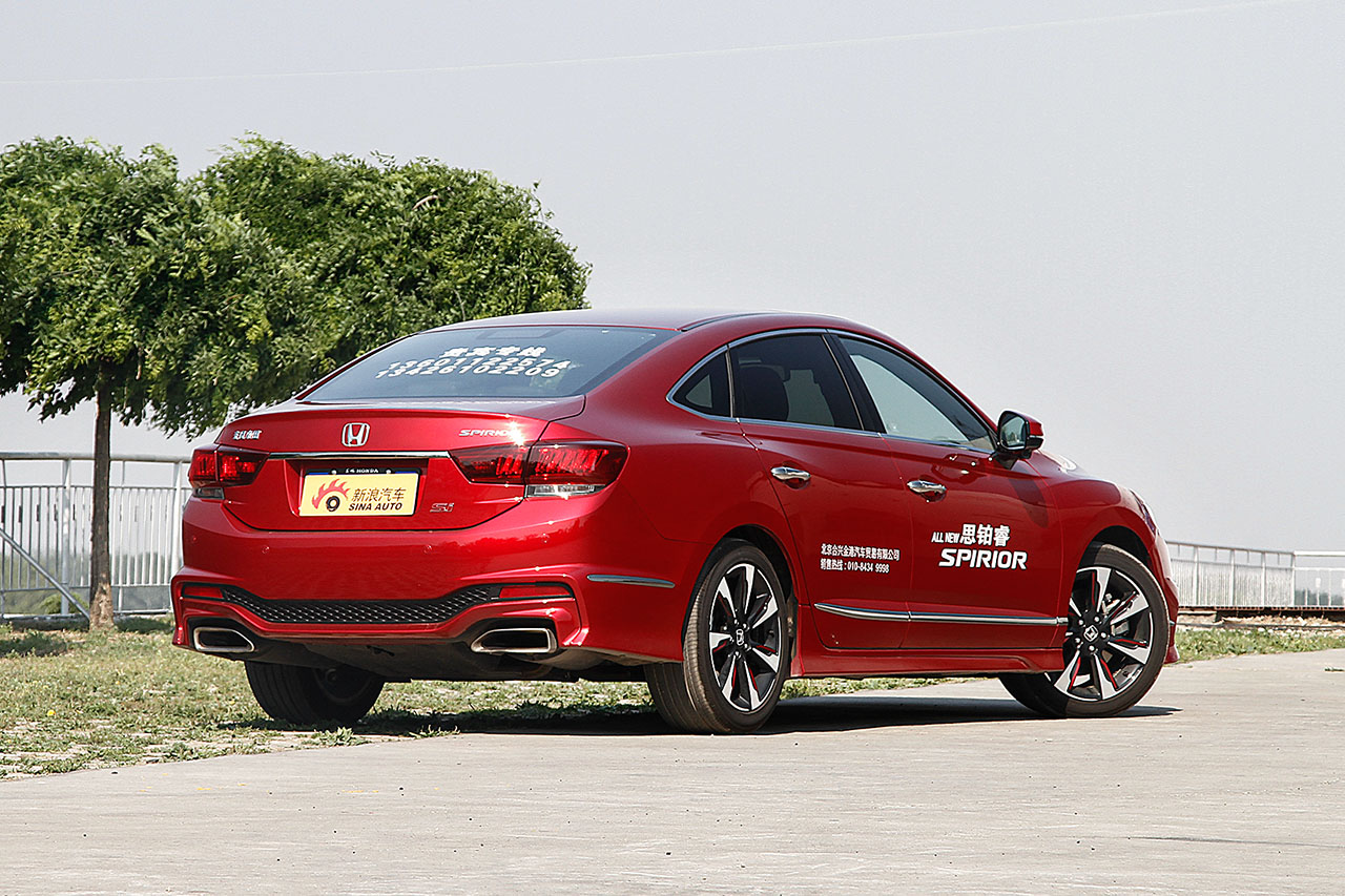 2015款思铂睿2.4l自动 si