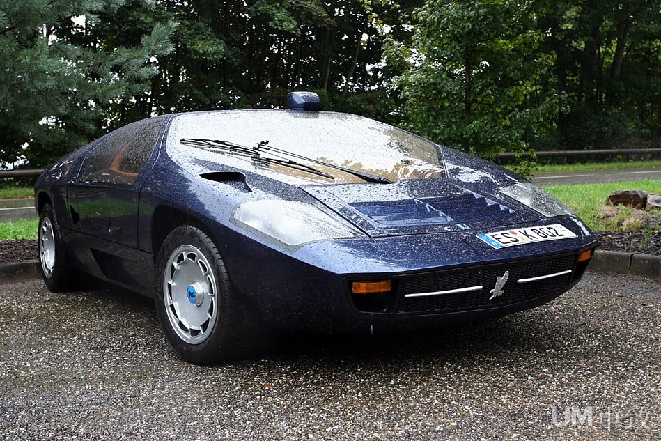 最高统治者 isdera imperator 108i