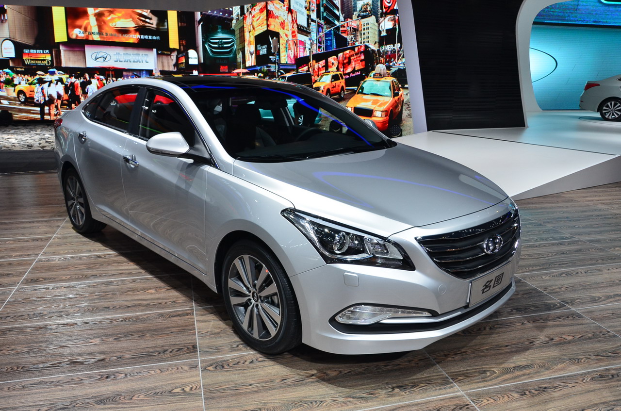 北京现代两门跑车(北京现代两门跑车系列价格及图片)