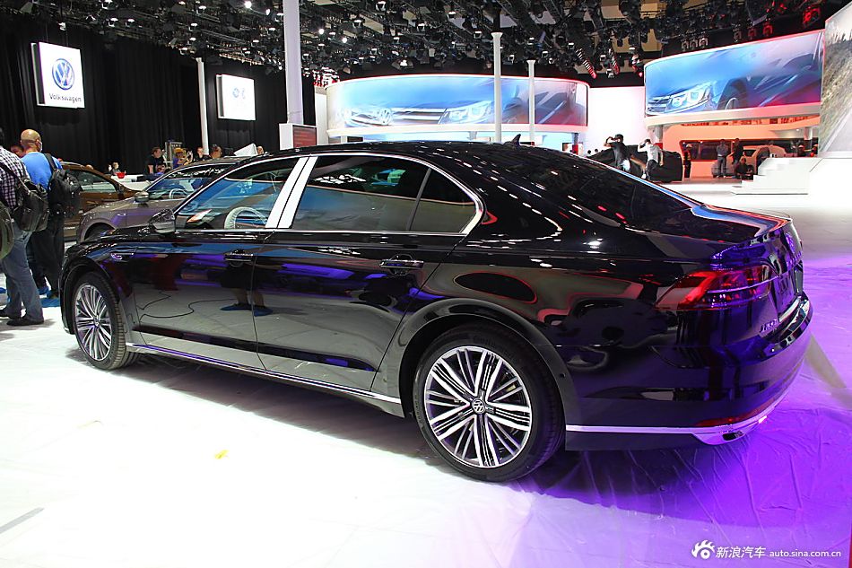 2016北京车展探馆 抢先实拍大众辉昂