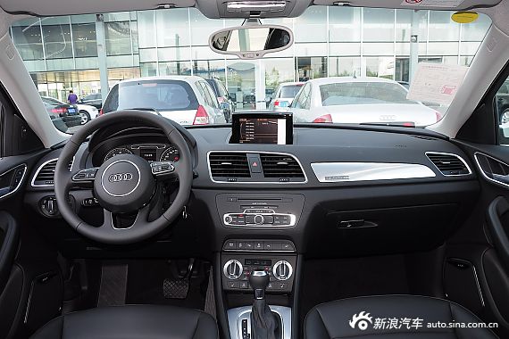 2015款奥迪Q3 40TFSI quattro豪华型