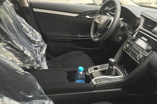 全新思域1.0T实车曝光