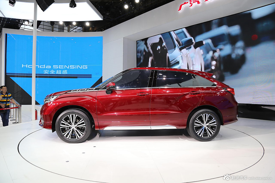 挑战汉兰达.实拍本田全新SUV冠道