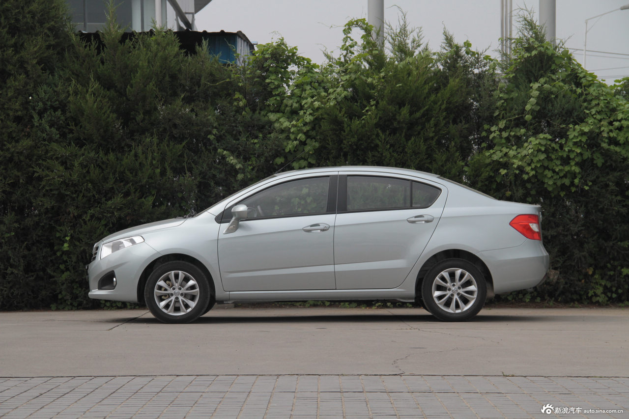 中华h230到店实拍