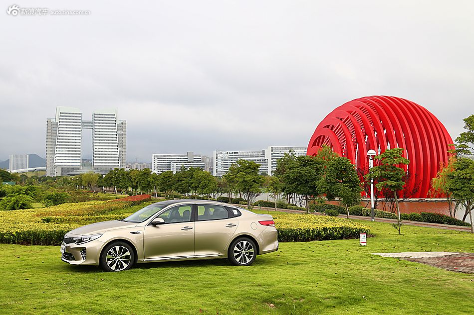 体验试驾全新起亚K5 1.6T