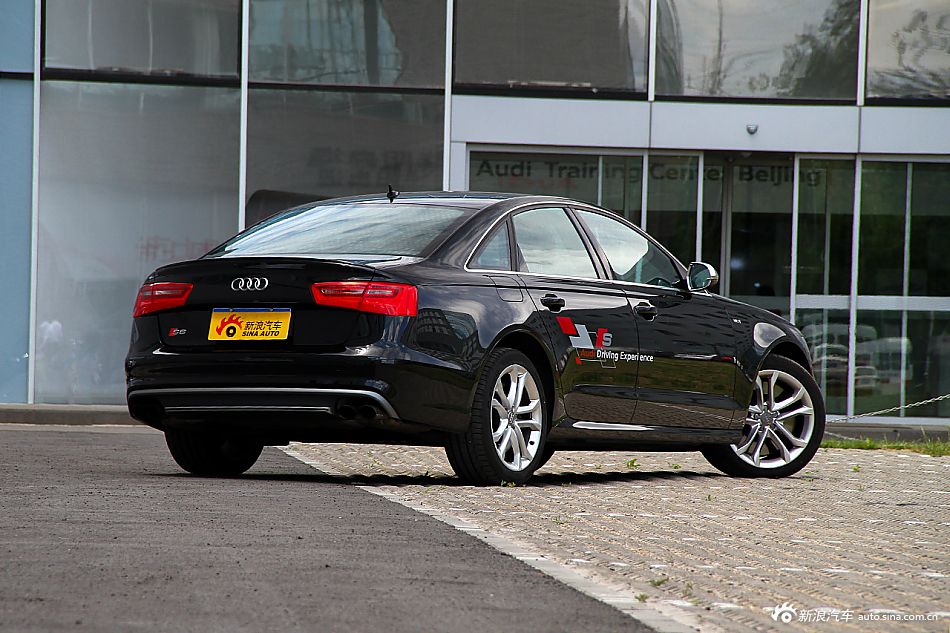 2013款奥迪S6 4.0TFSI