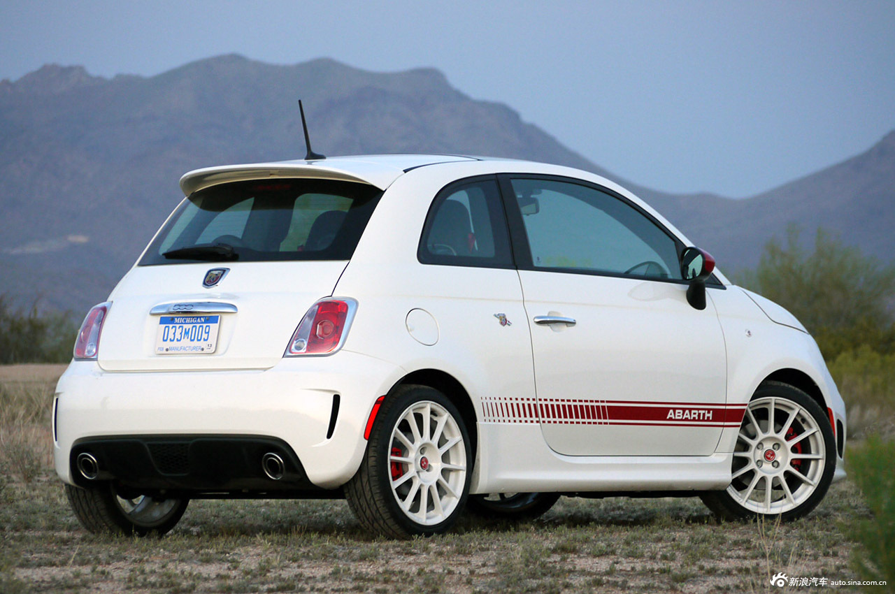 暴力小钢炮 2012款菲亚特500 abarth高清组图