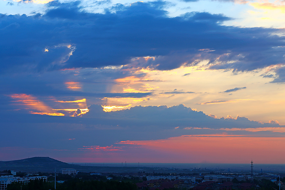 天山试驾名爵锐腾