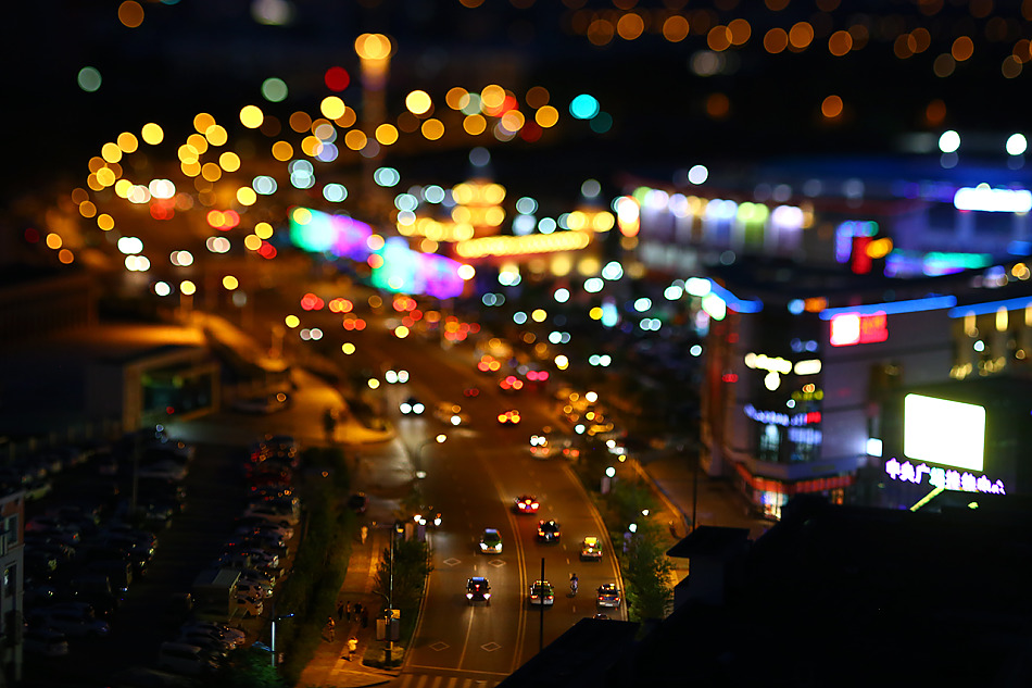 天山试驾名爵锐腾