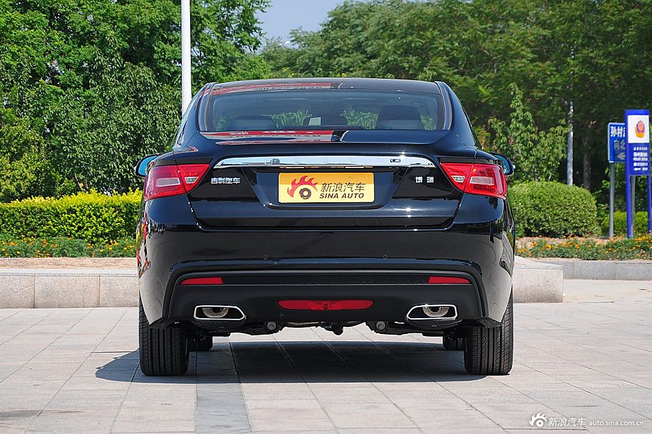 2015款吉利博瑞GC9 1.8T自动舒适型