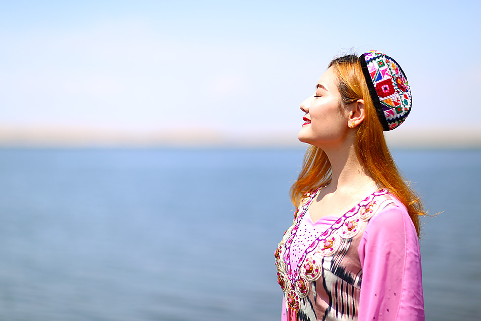 天山试驾名爵锐腾