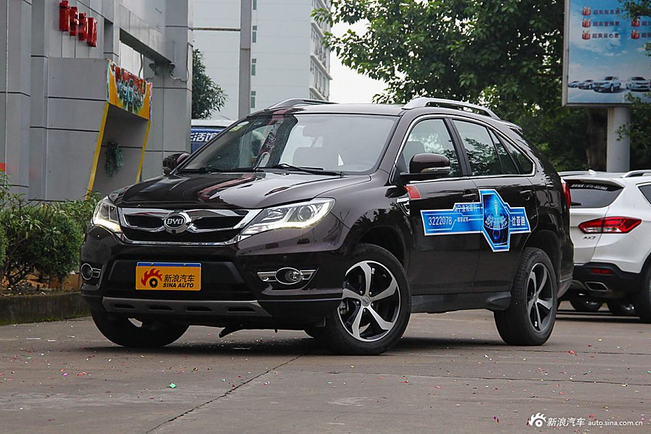 2015款比亚迪S7升级版2.0T自动旗舰型