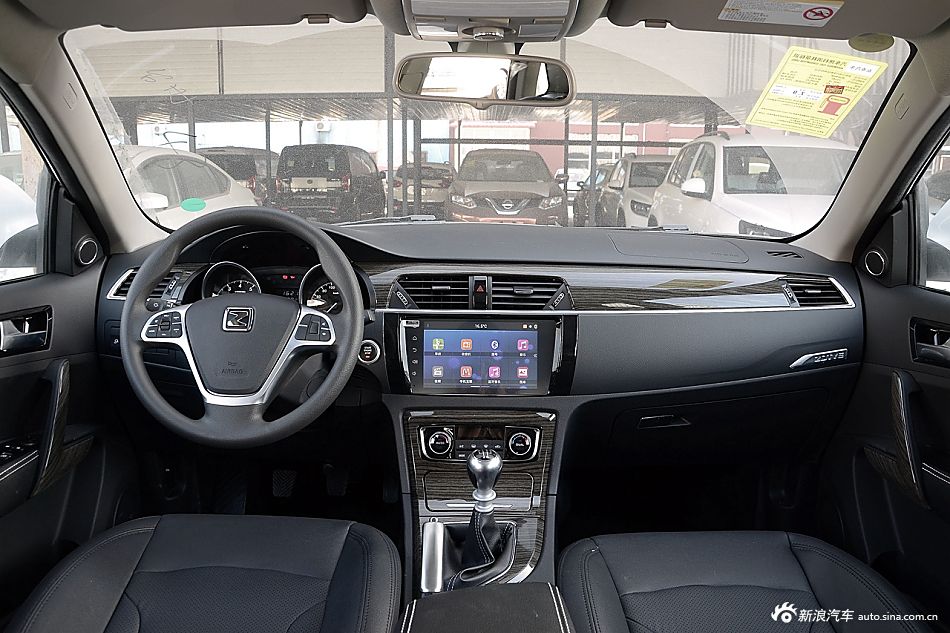 2015款众泰T600 1.5T手动旗舰型