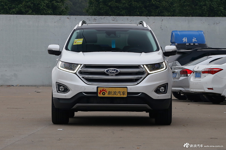 2015款锐界2.7T自动四驱尊锐型