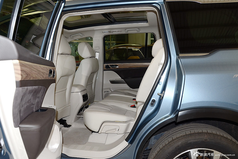 2016款传祺GS8 2.0T自动基本型