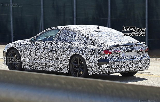 借鉴概念车设计 奥迪新一代A7谍照曝光