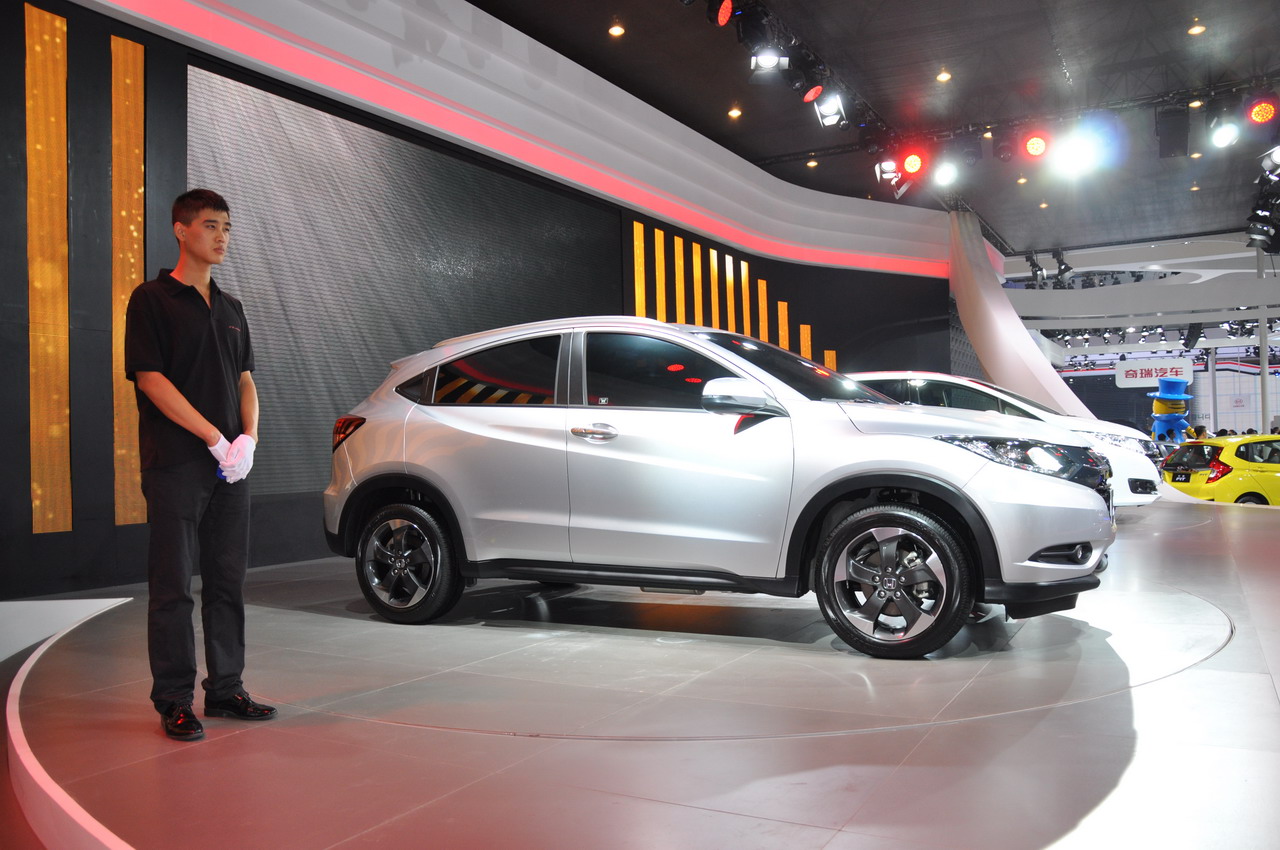 2014成都车展suv实拍:广汽本田缤智