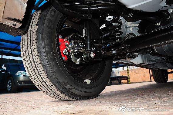 2015款哈弗H1 1.5L自动尊贵型