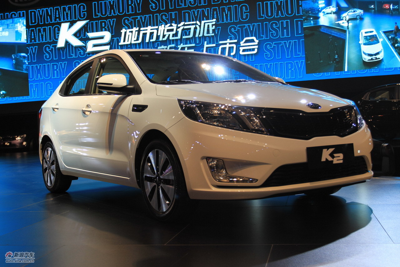 k2上市现场新车展示