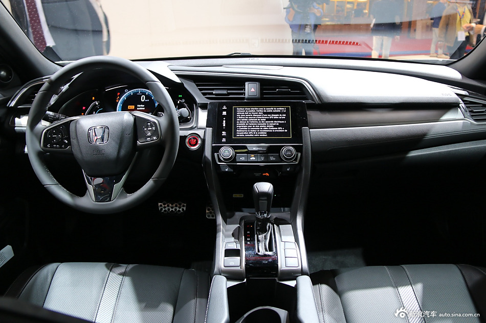 会比三厢更受欢迎吗 两厢思域来袭