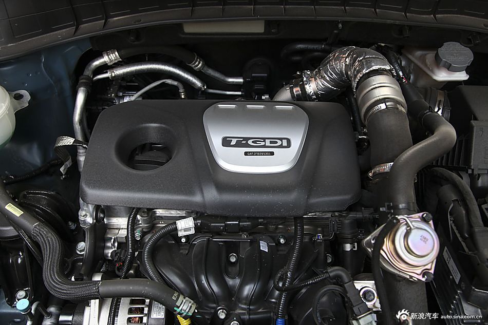 2015款全新途胜1.6T自动两驱领先型