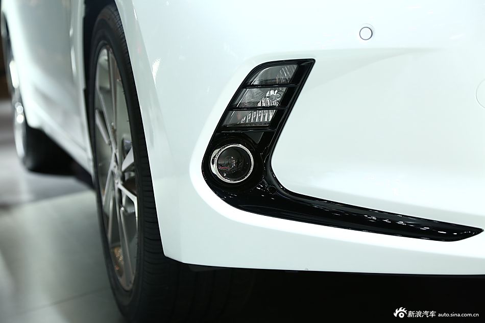 2015广州车展实拍现代领动