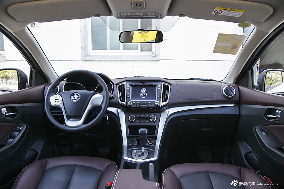2015款启辰T70X 2.0L CVT睿趣运动版