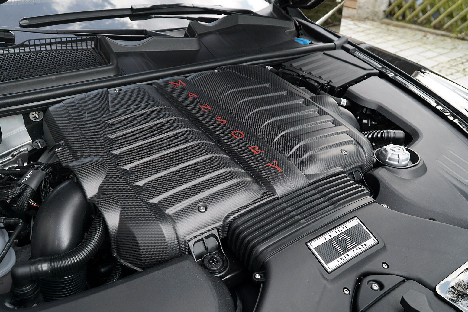 改装世界最豪华SUV体验！