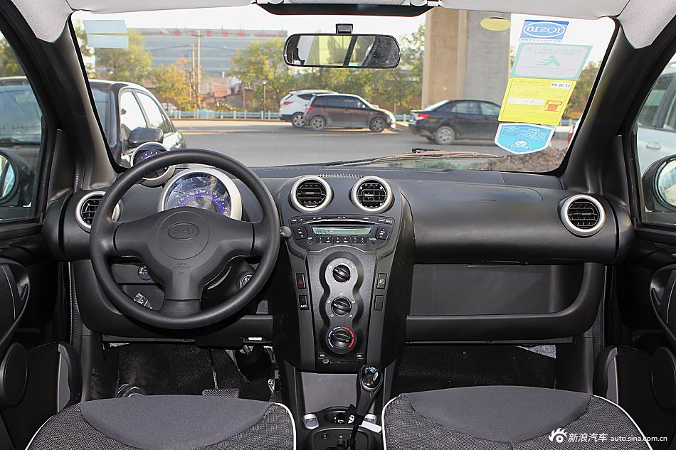 2015款比亚迪F0 1.0L AMT悦酷型