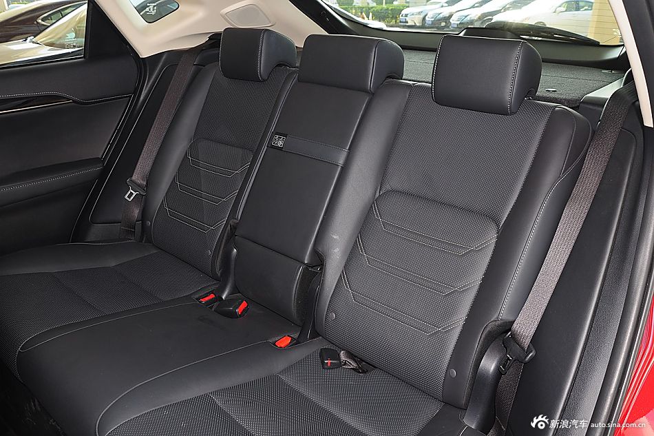 2016款雷克萨斯NX 300h全驱锋芒版