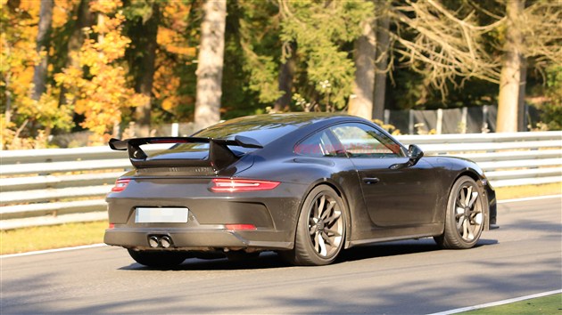新款911 GT3无伪谍照曝光
