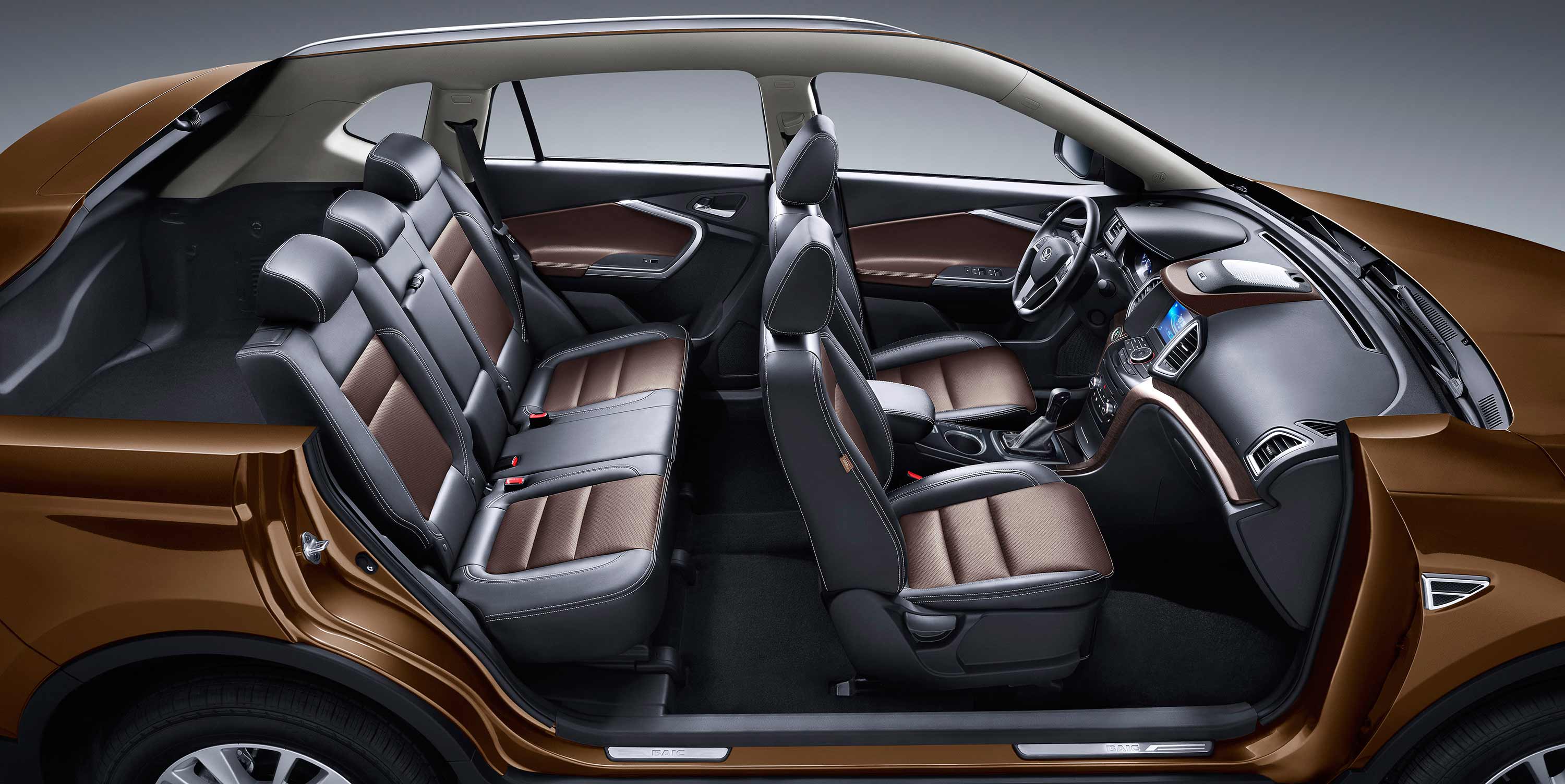 2017款北汽幻速S6新增5MT车型