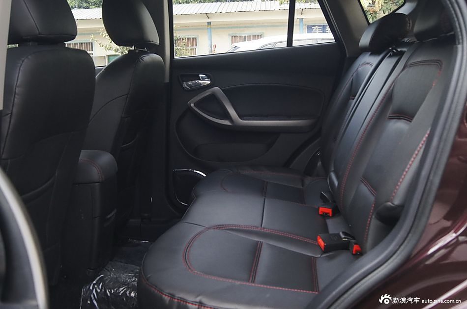 2015款海马S5 1.6L手动智炫型