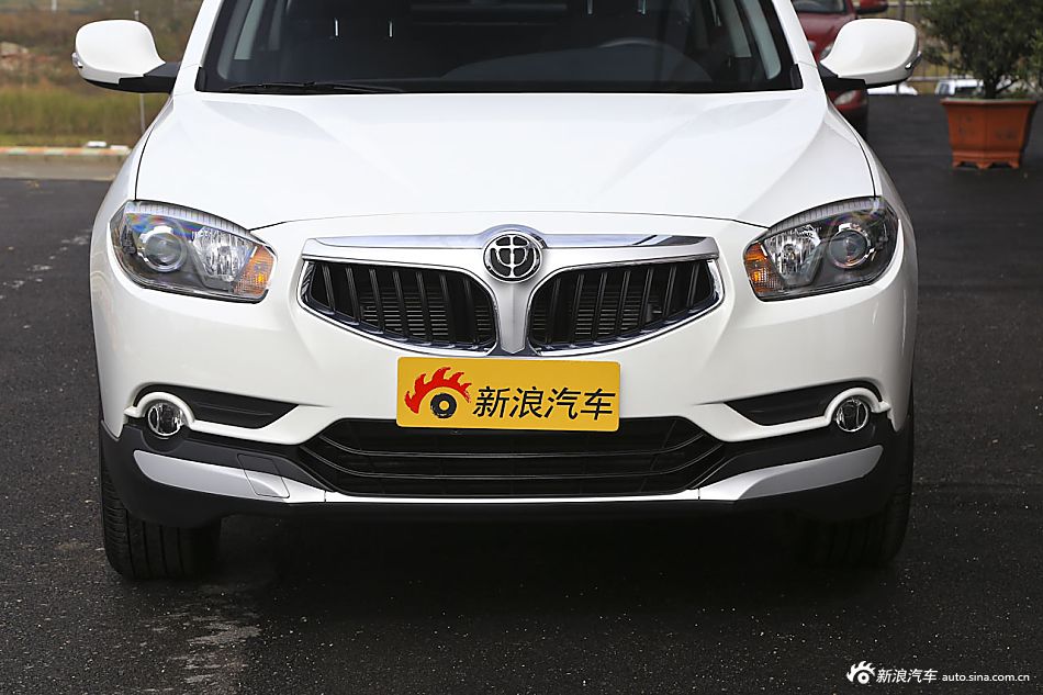 2014款中华V5 1.5T自动两驱运动型