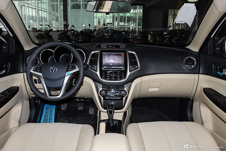 2015款逸动1.6L手动豪华型国5