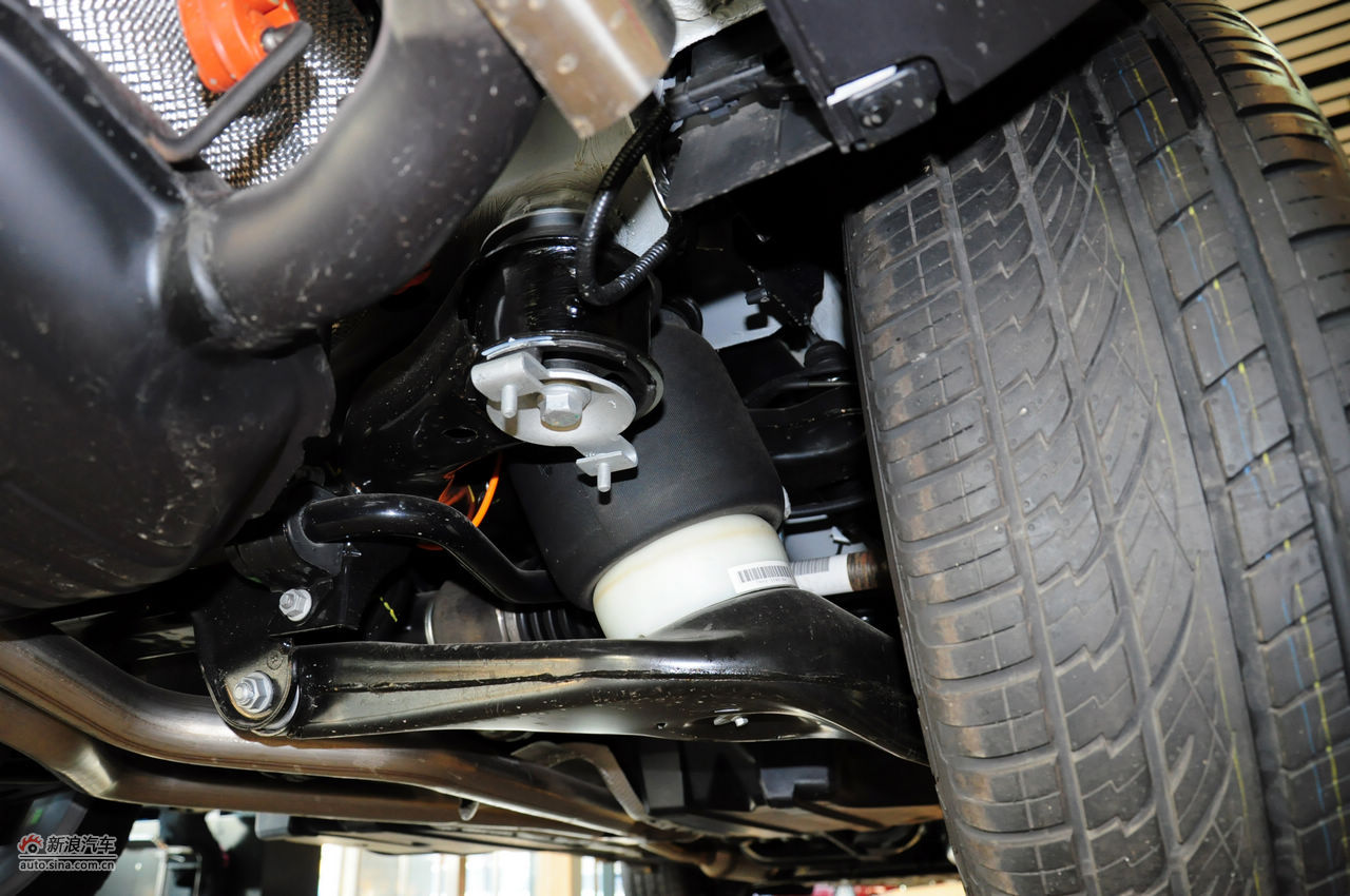 【揽胜】2012款揽胜5.0 v8 sc_综合图/外观图/内饰图/图解 -新浪汽车