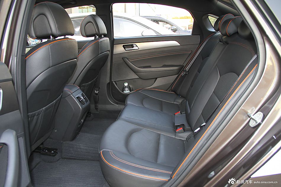 2015款索纳塔九 1.6T自动 GLX领先型