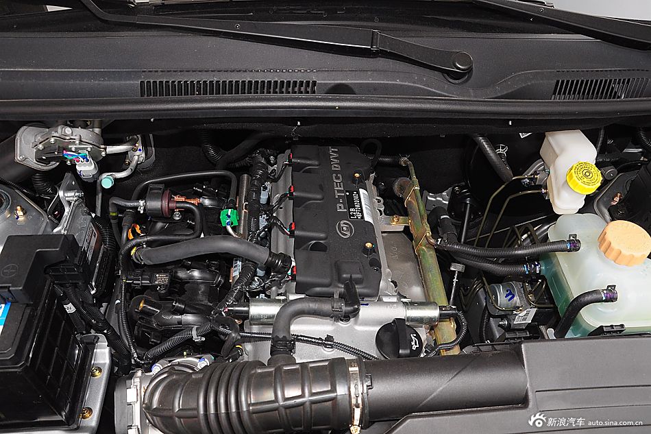 2015款五菱宏光S1 1.5L舒适型