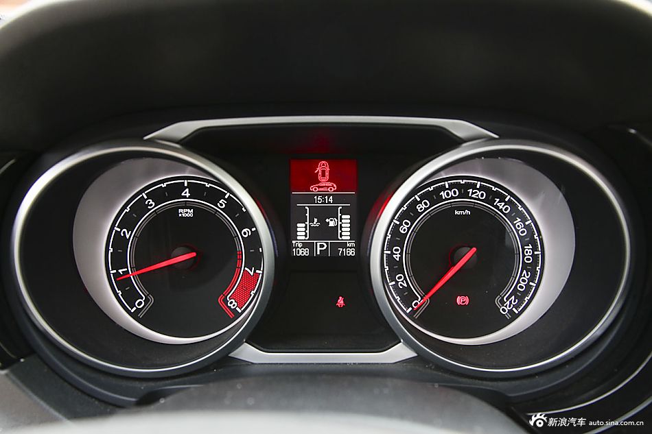 2015款锐腾 2.0TGI TST四驱旗舰版