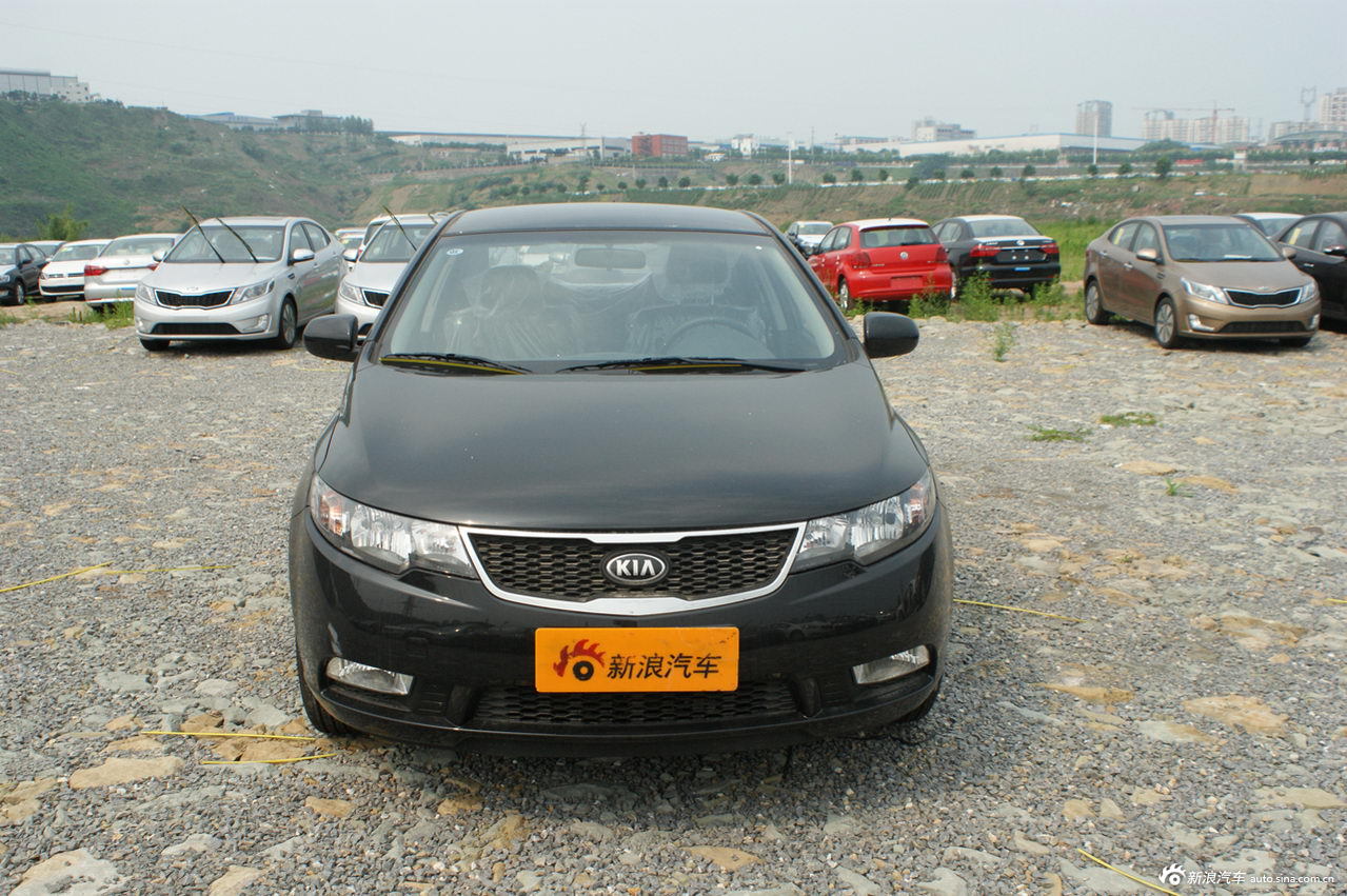 2011款东风悦达起亚福瑞迪1.6l gl手动 实拍