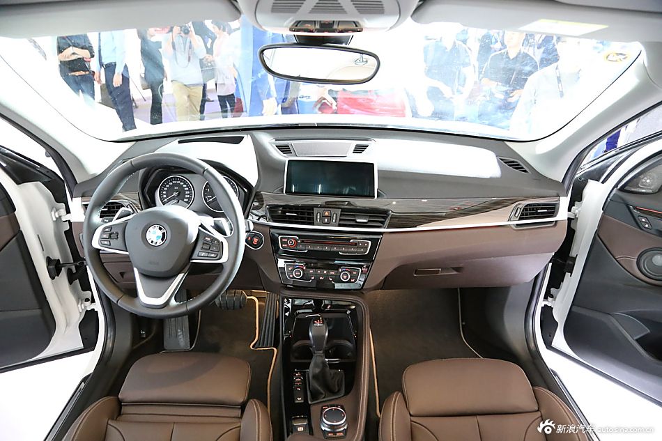 2016北京车展探馆 抢先实拍宝马X1