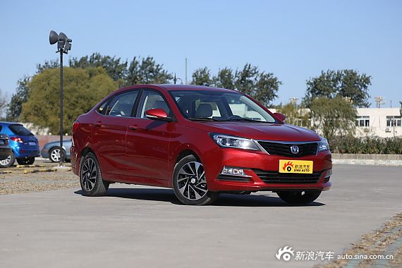 2015款悦翔V7 1.6L自动乐趣型