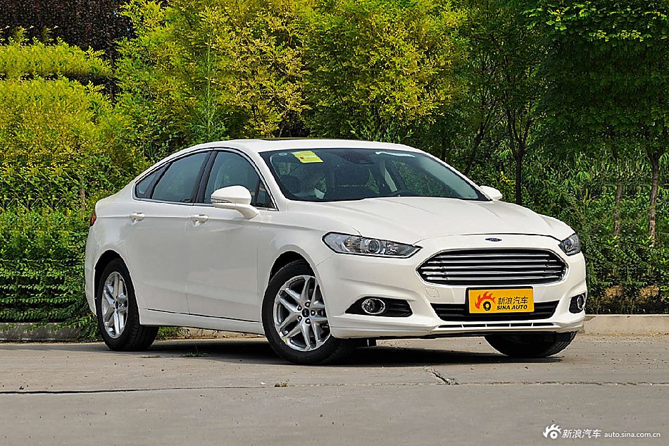 2013款蒙迪欧 2.0L GTDi200 豪华型